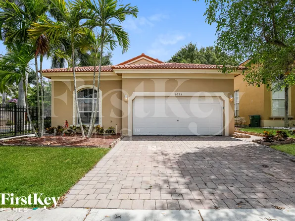 1695 NE 37th Pl, Homestead, FL 33033