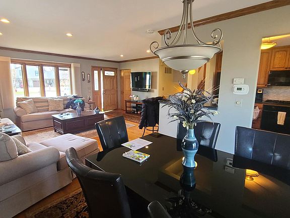 5th image of 4100 Chesapeake Ct