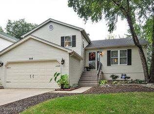 548 Seville Ave, Naperville, IL 60565