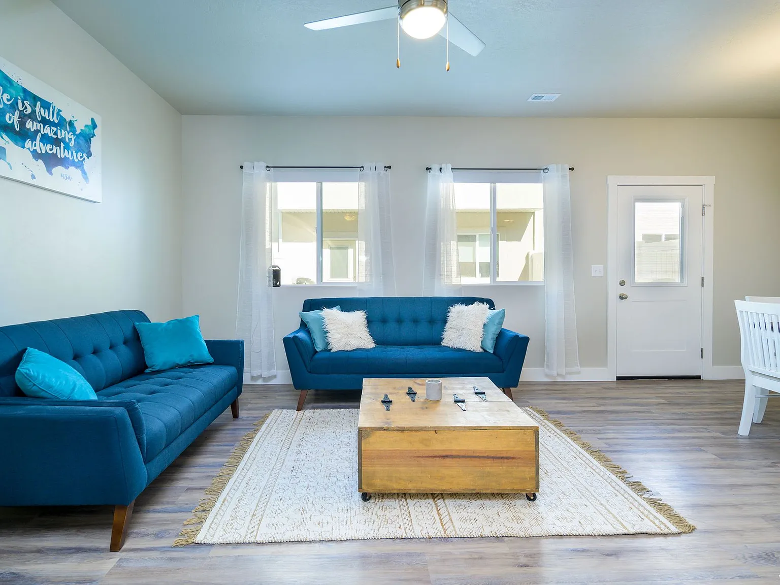 3 bed, 2.5 bath, 1500 sqft, $1,699 — Photo 3