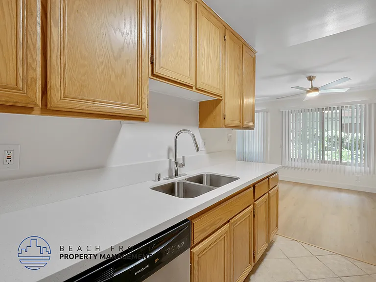 8160 Redlands St. — Photo 7