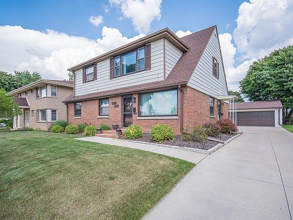 2nd image of 3212 S 76th St #3214