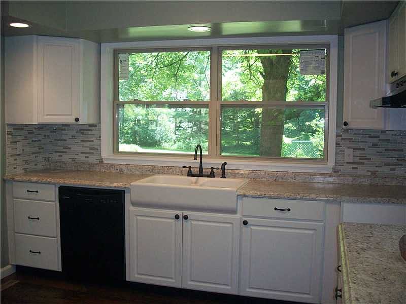 2746 Morefield Rd, Hermitage, PA 16148 Zillow