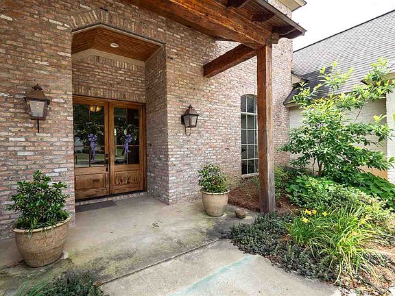 2nd image of 415 Saint Ives Dr