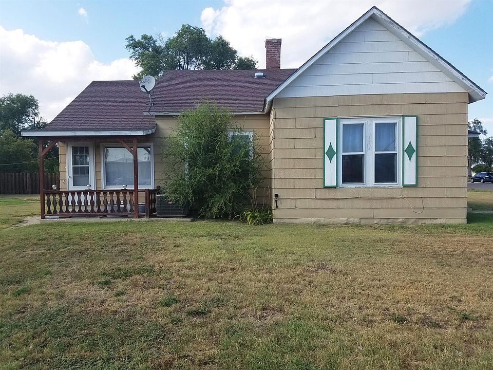 1st image of 103 N Topeka Ave