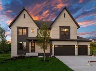 5260 Polaris Ln, Plymouth, MN 55446