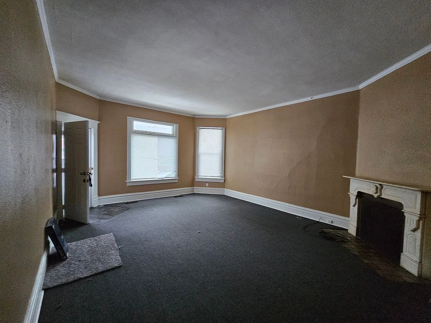 1721 W Sherman Ave — Photo 1