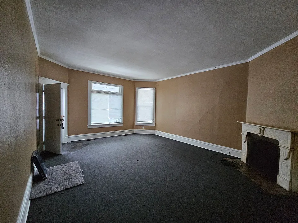 1721 W Sherman Ave