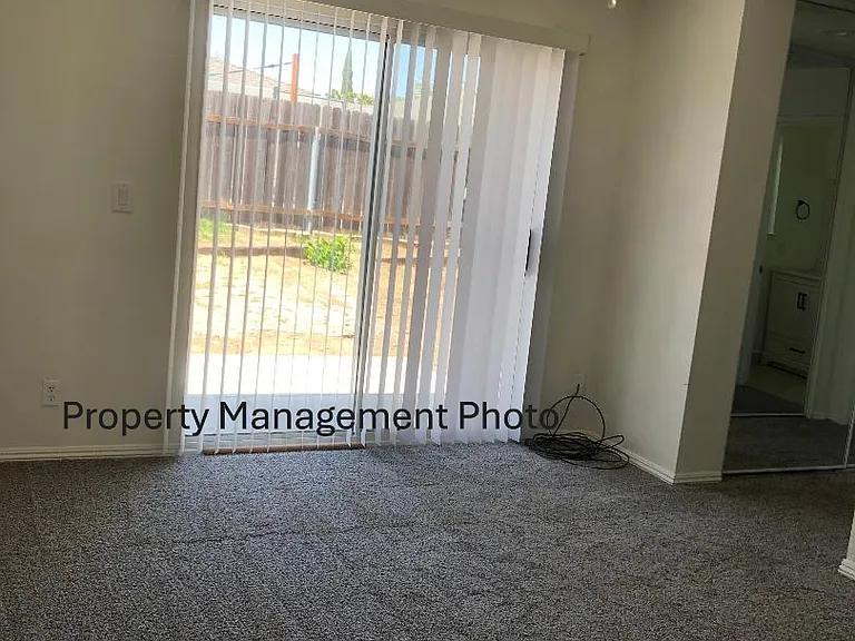 6845 Trovita Way — Photo 7