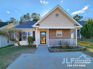 1922 Mission Oaks St, Kannapolis, NC 28083