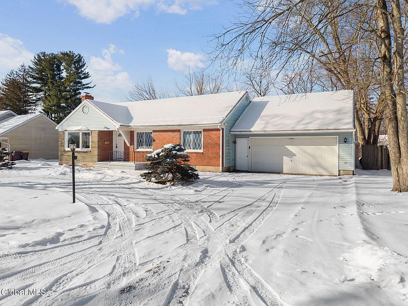 2nd image of 7 Mullen Drive