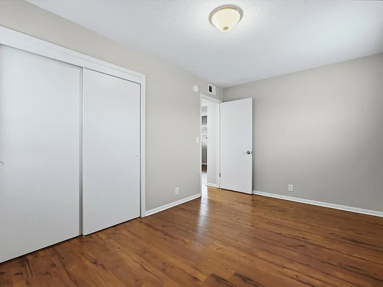 734 S 50th St #3 — Photo 9