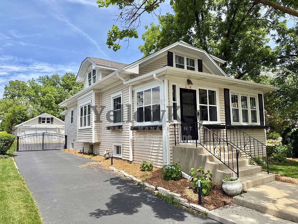 1st image of 376 Hill Ave