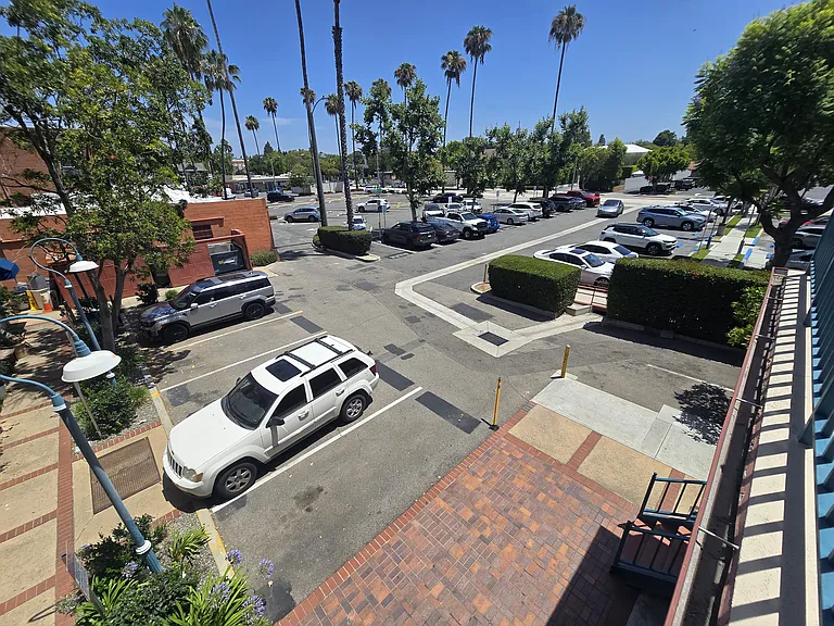 121 1/2 N Glassell St #7 — Photo 11
