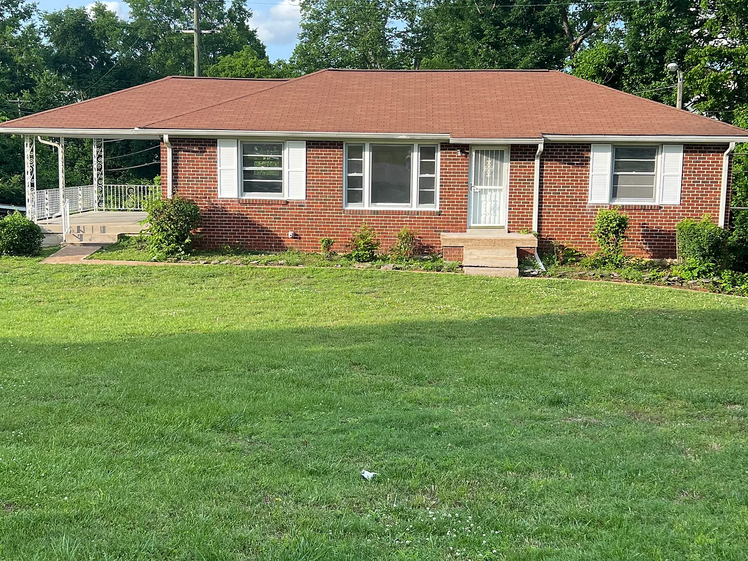4 bed, 1719 sqft, $2,750 — Photo 1