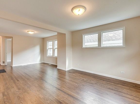 5th image of 2039 Brown Ave