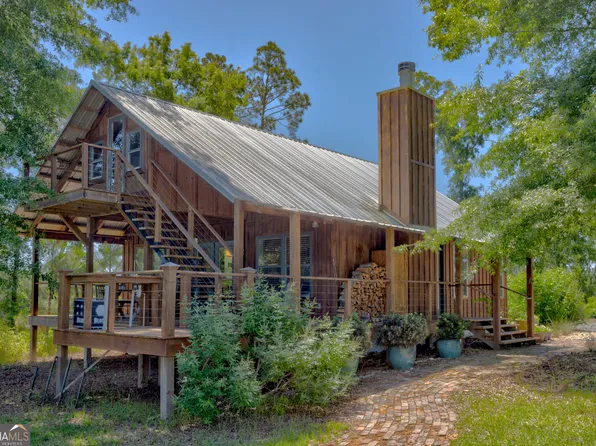 246 Melton Mill Rd, Dawson, GA 39842