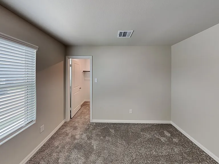 5533 Baker Creek Rd — Photo 10