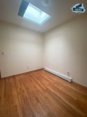 Rented by Fifth & Forever LLC | media 14