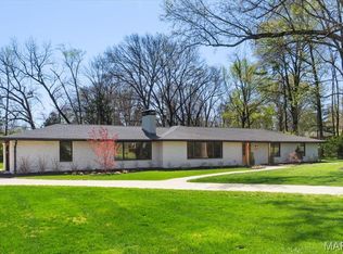 12 Westfield Ln, Saint Louis, MO 63131