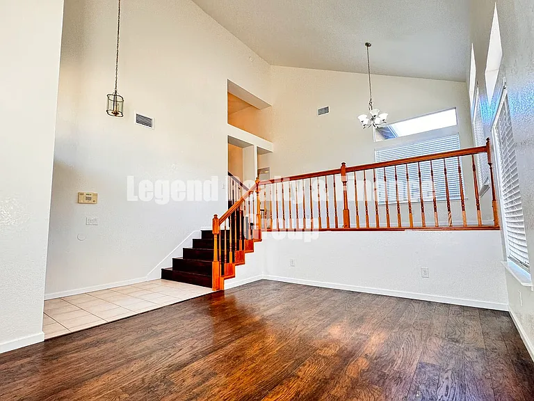 6843 Cedar Bluff Way — Photo 3