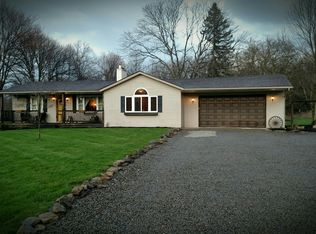 6070 Avalon Rd NW, Malvern, OH 44644