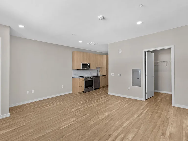 The Keystone Apartments — Photo 54