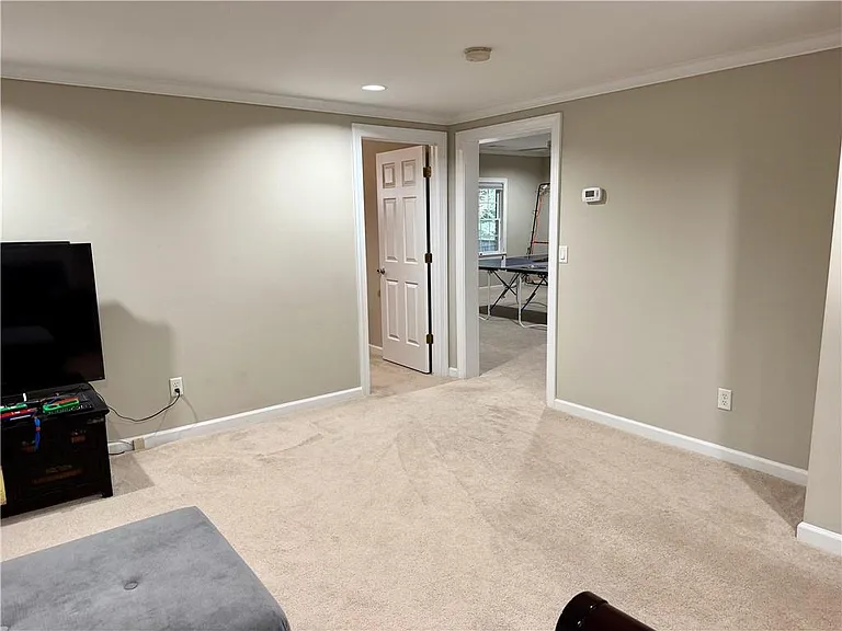 906 Wescott Ln — Photo 21
