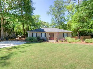 1003 Lakeview Dr, Auburn, AL 36830
