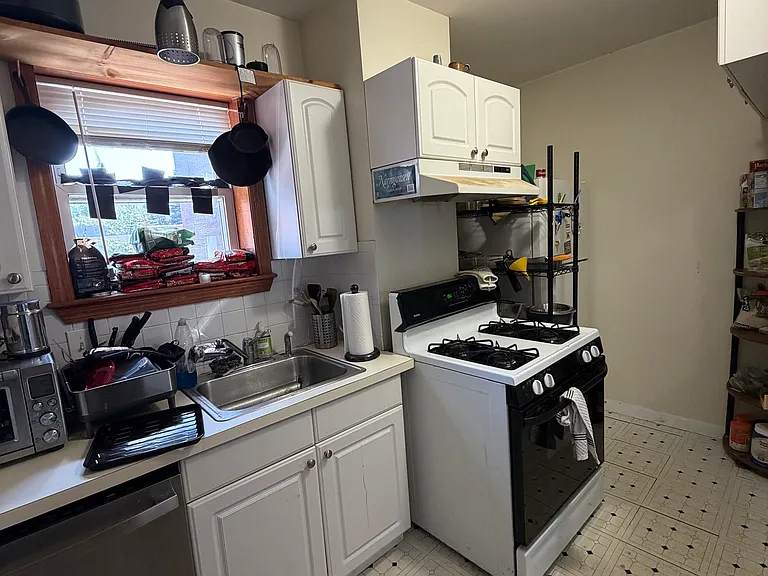 68 Gore St #3 — Photo 2