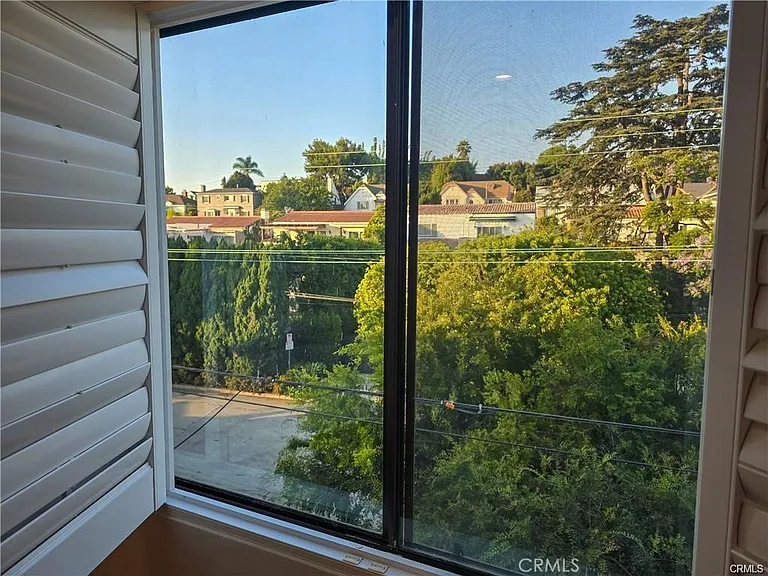 1310 Roxbury Dr #302 — Photo 20