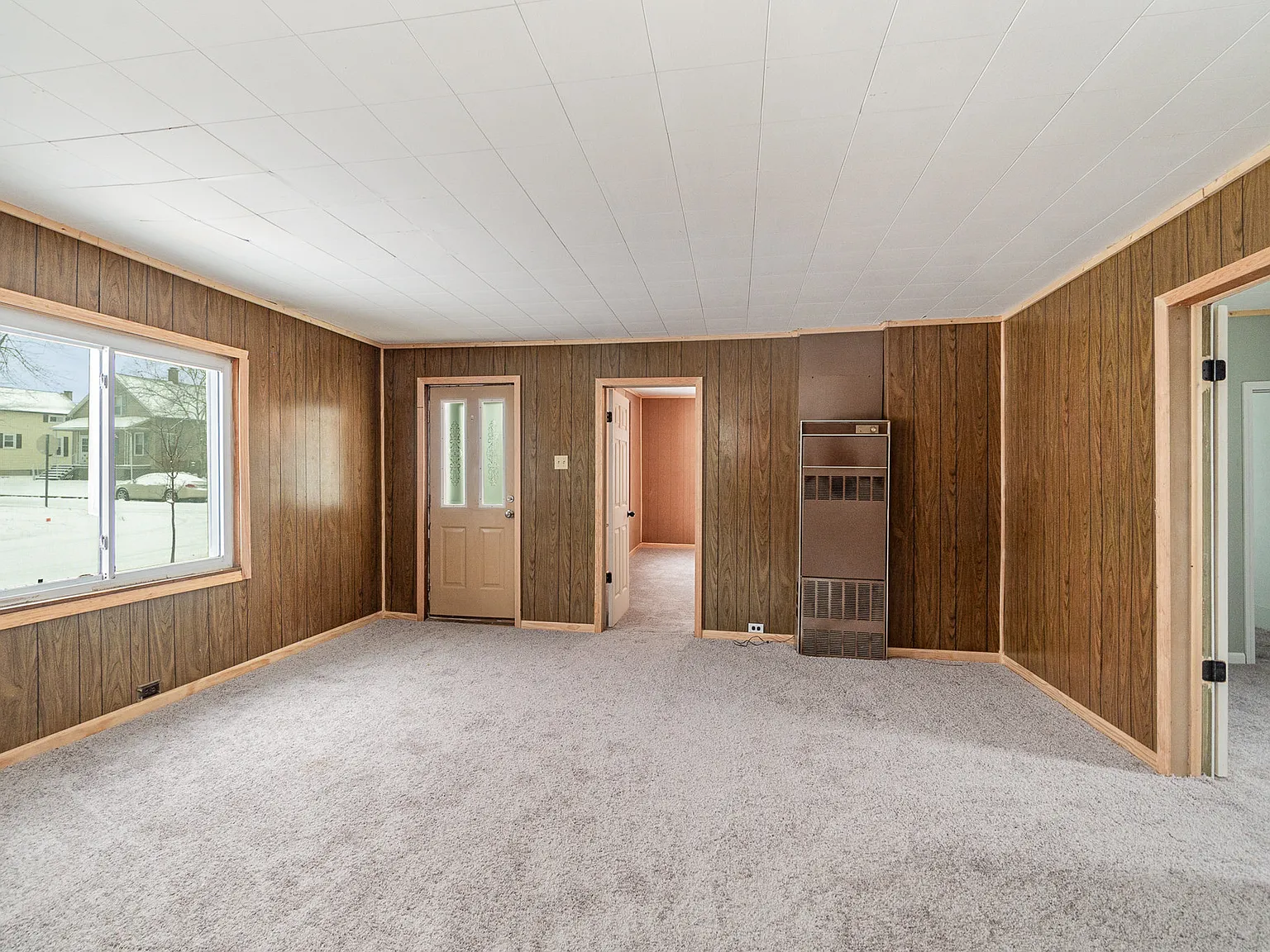 4 bed, 2040 sqft, $1,250 — Photo 4