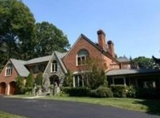 8711 Burdette Rd, Bethesda, MD 20817