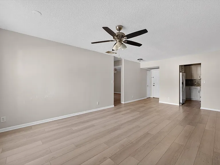 4467 Carambola Cir S — Photo 5