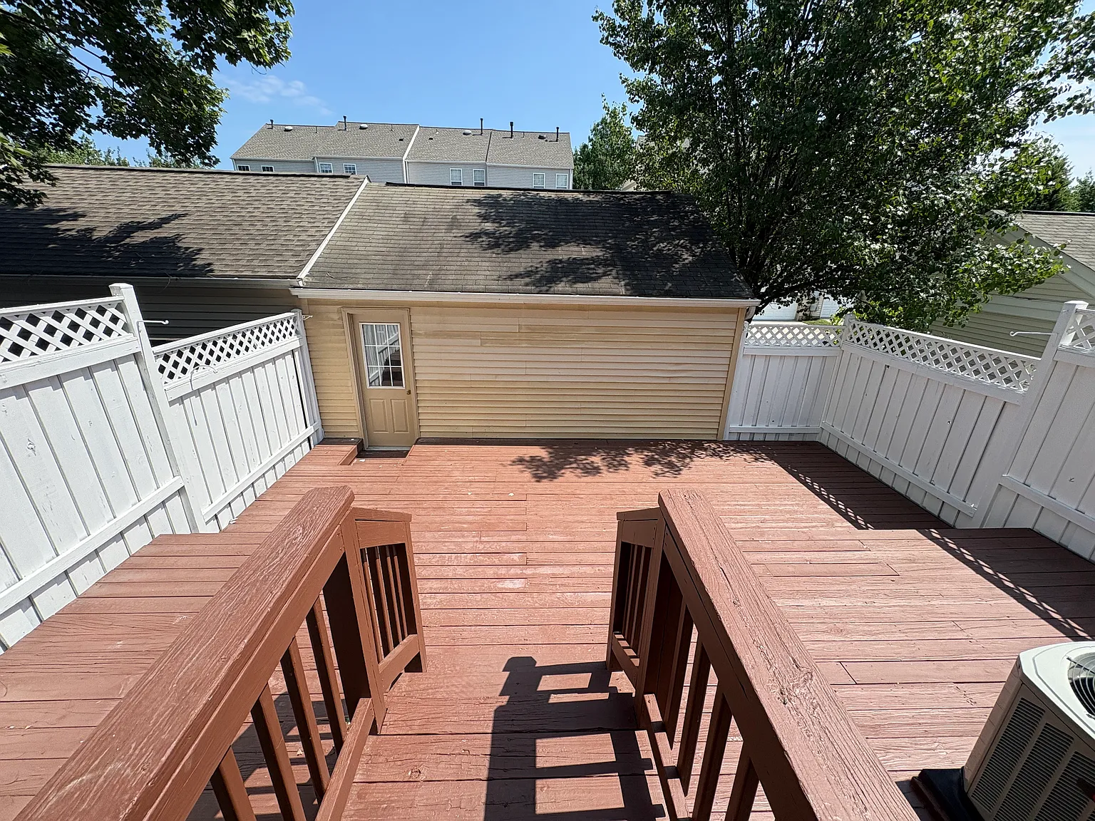 3 bed, 2.5 bath, 2200 sqft, $3,395 — Photo 3