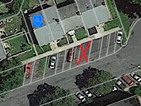 389.5 Walnut Ln, Allentown, PA 18102