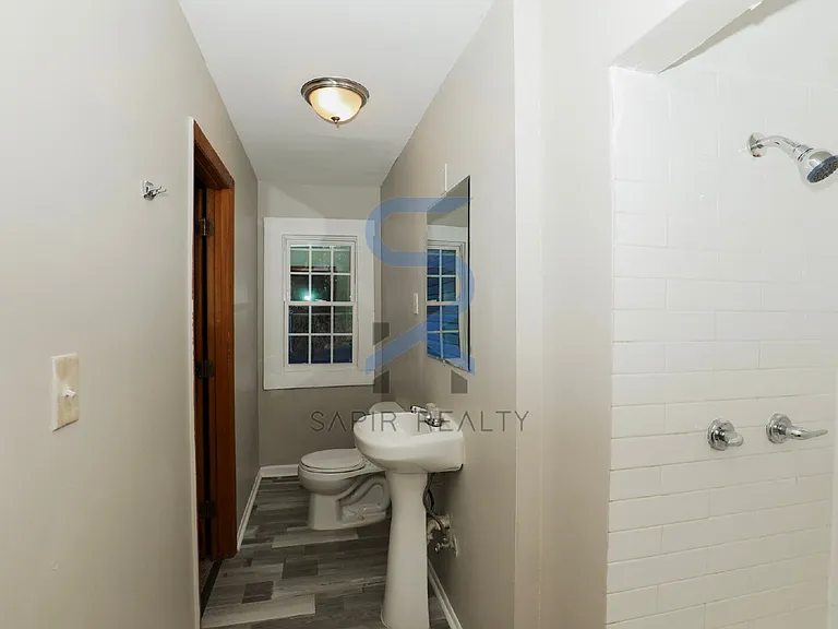 1441 Boulevard Lorraine SW — Photo 17