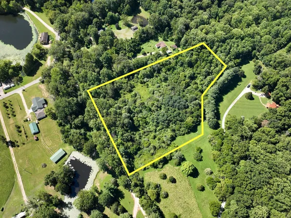 9612 N Myers Rd, Morgantown, IN 46160