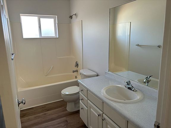 4th image of 4109 S Highland Dr #J
