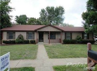 3001 Long Wheat Dr, O'Fallon, MO 63368