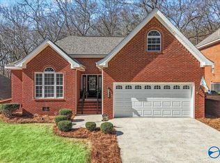 2822 Creek Ridge Trl, Guntersville, AL 35976