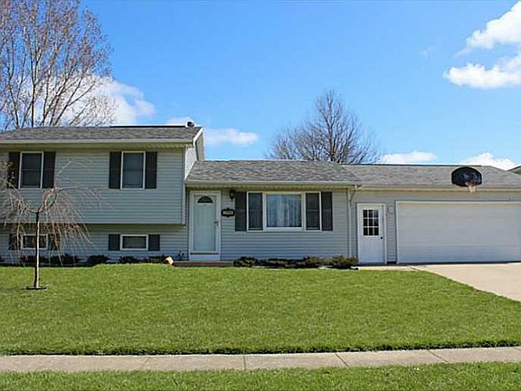 2nd image of 2709 Arneman Ln