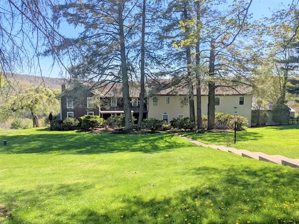 472 Tall Maple Rd, Forksville, PA 18616