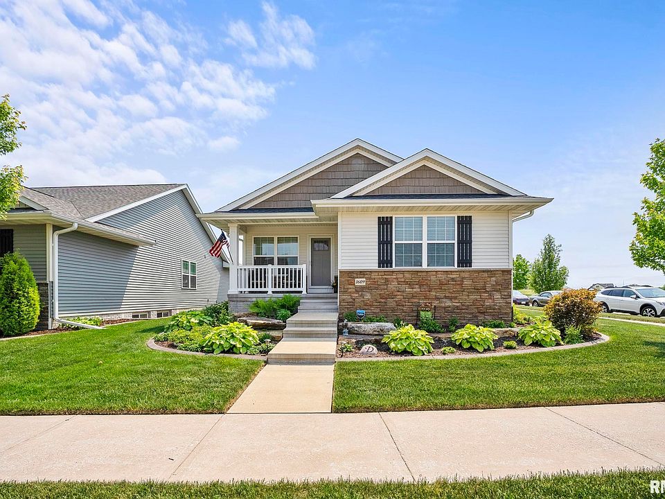 1609 Parkview Ln, Davenport, IA 52807 Zillow