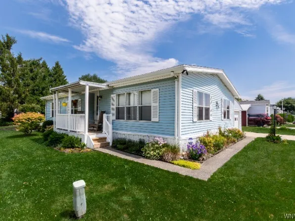 193 Quarry Hill Est, Akron, NY 14001