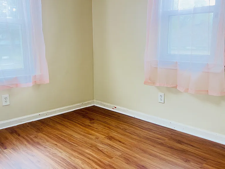8405 Jackson Ave — Photo 15