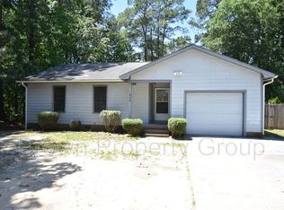 1646 Rim Rd, Fayetteville, NC 28314