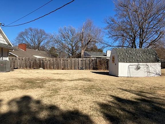 3rd image of 517 Morningside Dr