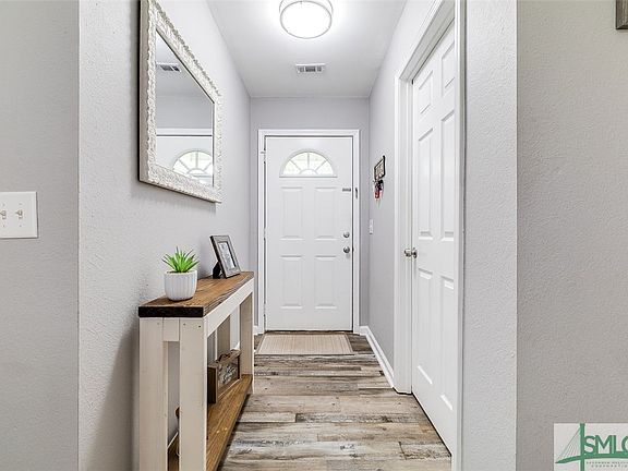 5th image of 294 Barrister Circle