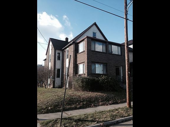 5th image of 201 Squires Ave